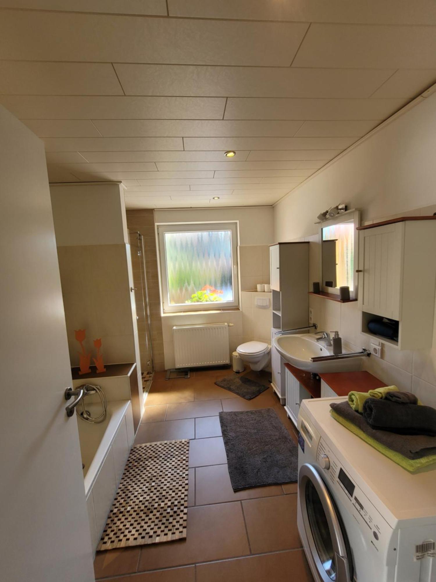 Halle Apartment